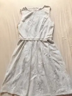 MAX&Co. ノースリーブ ひざ丈ワンピース アイボリー