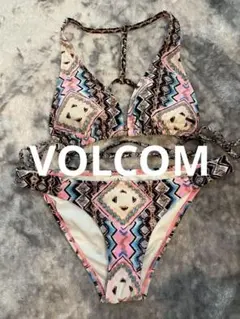 【期間限定お値下げ】Volcom 幾何学模様 セパレート水着