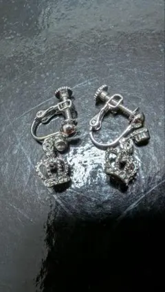 Item thumbnail for item 74f01943-35ea-4328-b9ac-fd11d63b7ffc