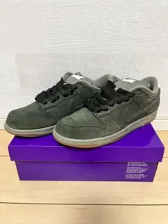 Nike SB Dunk Low Sequoia and Light Army