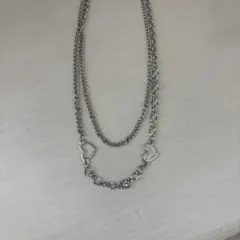 シルバー色二重チェーンネックレス