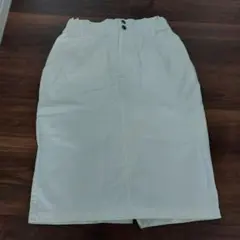 ホワイト スカート リボン付き