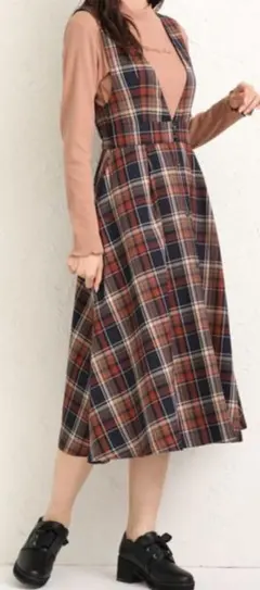 新品未使用未開封　ハニーズタータンチェックジャンパースカート　Ｓ