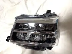 ハウジング穴　ハイゼットカーゴ アトレー 純正 左 助手席 LED ヘッドライト ハウジング穴 ハイゼットカーゴ アトレー 純正 左 助手席 LED ヘッド