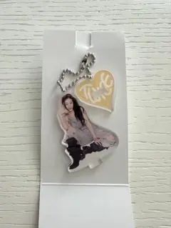 TWICE ジヒョ　ミニアクスタチャーム