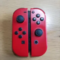 ニンテンドー　スイッチ　ジョイコン　レッド