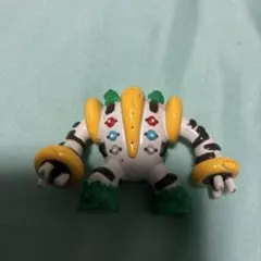 ポケモン　モンコレ　フィギュア　レジギガス