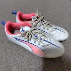 プーマ ULTRA 5 PLAY HG/AG + MID JR 24cm