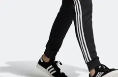 値下げ❗️adidas ジョガーパンツ 3本ライン　タイトシルエット