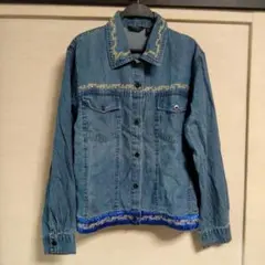 刺繍入りデニムジャケット