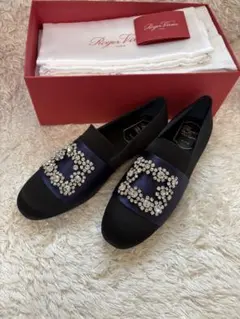 2026年最新】ROGER VIVIER レディース フラットシューズ・バレエ