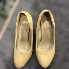 ベージュ 高ヒールパンプス 9cm