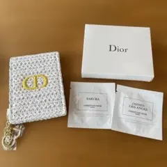 ノベルティ コンパクトミラー　ディオール　Dior 新品　ホワイト　ソープ付き