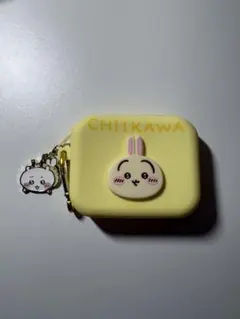 ちいかわ うさぎ ミニシリコンポーチ