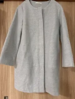 ウール混ライトグレーロングコート