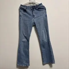 GU ブーツカットデニム・ライトブルー