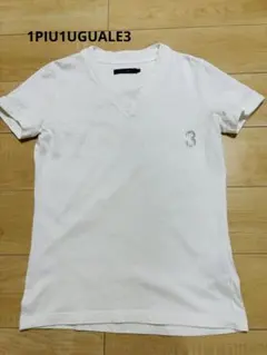 1PIU1UGUALE3 オフホワイト Vネック Tシャツのサムネイル