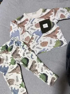 シシュノン恐竜トレーナー　シシュノントップス　トレーナー