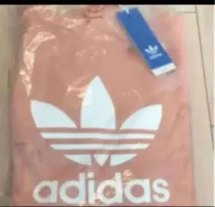 L アディダスオリジナルス　パーカー　ピンク