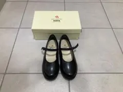 【美品】ハルタ キッズフォーマルシューズ ブラック　リボン（未使用）付き21cm