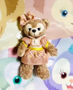 ディズニーリゾート　ダッフィー＆フレンズ　シェリーメイ　ぬいぐるみバッジ新品