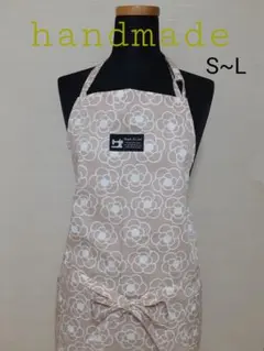 T3ハンドメイド エプロン(ピンク　カメリア花柄)前後結び・カフェ風