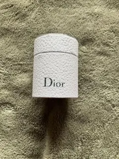 Dior ホワイト ギフトボックス 円筒形