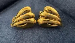 Monet モネ ヴィンテージ イヤリング ゴールドカラー 葉デザイン