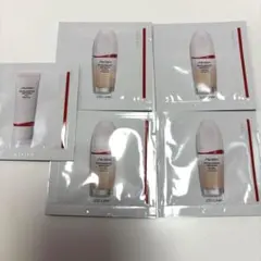 資生堂　エッセンス　スキングロウ　ファンデーション　220 Linen