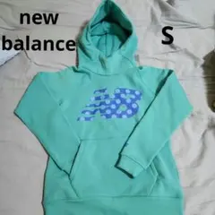 new balance ミントグリーン パーカー S