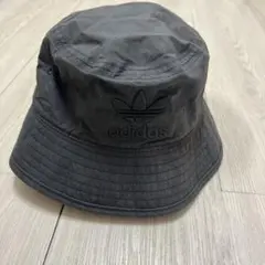 最終価格！アディダスオリジナルス　バケハ55㎝のサムネイル