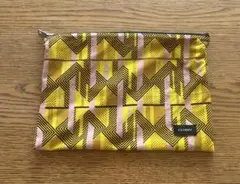 極美品　CLOUDY 幾何学模様 ポーチ