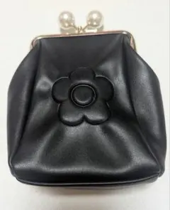 マリークワント マリクワ エンボスデイジーパール がま口 ポーチ ブラック