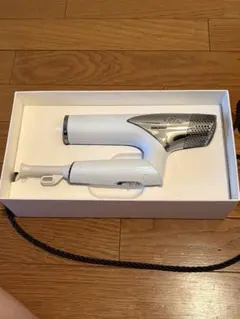 ジャンク品・難あり】ReFa BEAUTECH DRYER ホワイト 本体 - メルカリ
