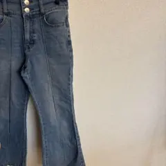 Item thumbnail for item 7a55d5a7-afa3-4b44-a542-acfd8ddd7552