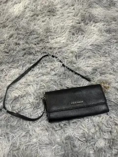 COLE HAAN ブラックショルダーウォレット