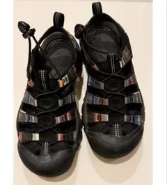 【美品】KEENビッグキッズニューポートエイチツーサンダルRayaBlack