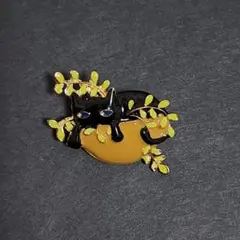 ブローチ 黒猫と植物のブローチ ネコ ねこ