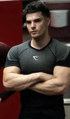 Gymshark onyx v5 compression M - メルカリ