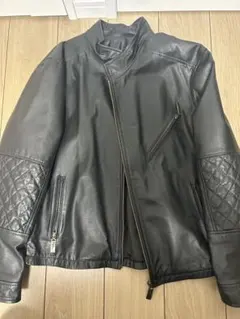 ブラック革ジャン