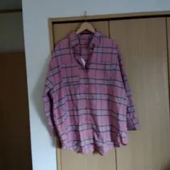 しまむら　ポケット付きビックシャツ　Ｍ