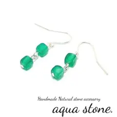 【00745】天然石ピアス　グリーンオニキス