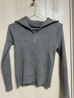 【新品　未使用】ロンT ニット　ハーフジップ　グレー　秋服　冬服　Lサイズ