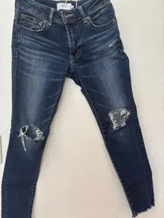 Item thumbnail for item 62219041-fb0c-4d2b-91fc-4c5ac34db9a3