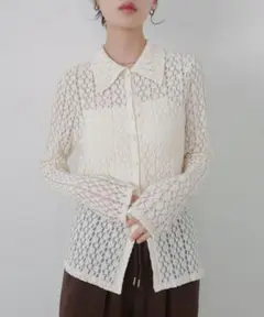 フラワーレース長袖ポロシャツ　アイボリー