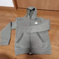 adidas フリースパーカー【140】