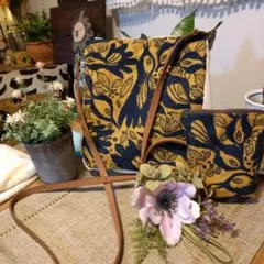 ショルダーバッグミニポーチ付き