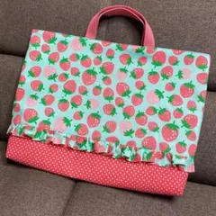 ハンドメイド♡レッスンバッグ♡通園バック♡女の子♡いちご柄♡