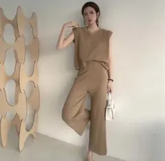レディース　ニット　ラウンドネック　ロングパンツ　カジュアルセット　キャラメル