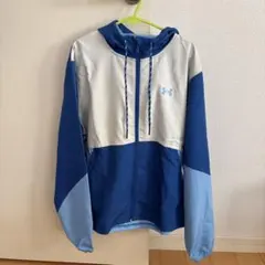 アンダーアーマー　レガシーウィンドブレーカー